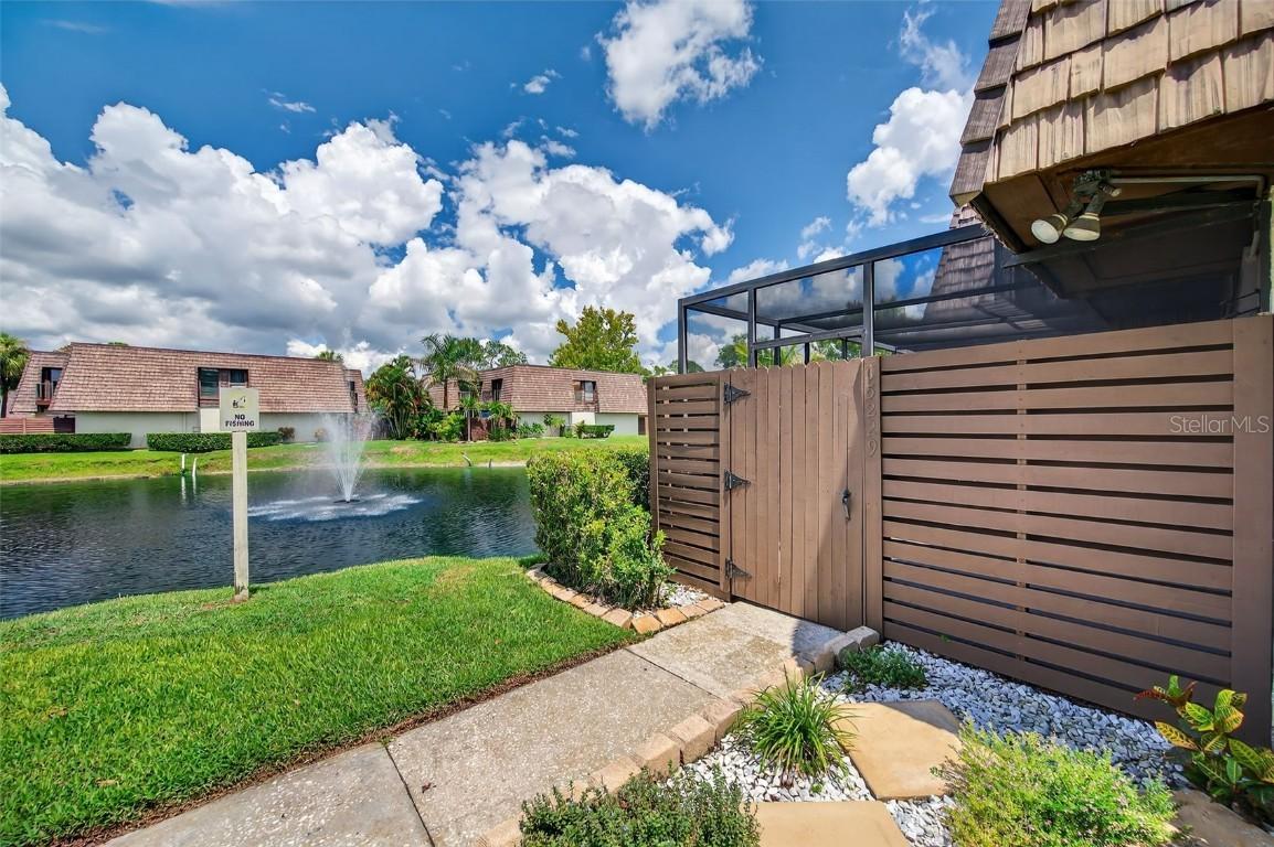 15229 W Pond Woods Dr., Tampa, FL 33618