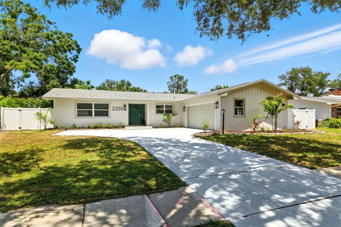 2250 Glenmoor Rd., Clearwater, FL 33764