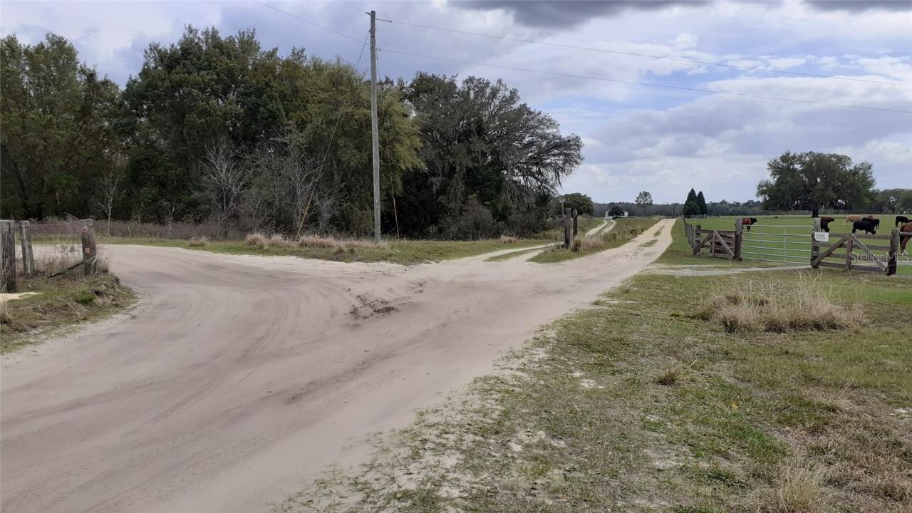 Lot  01700 Los Robles Dr., Groveland, FL 34736