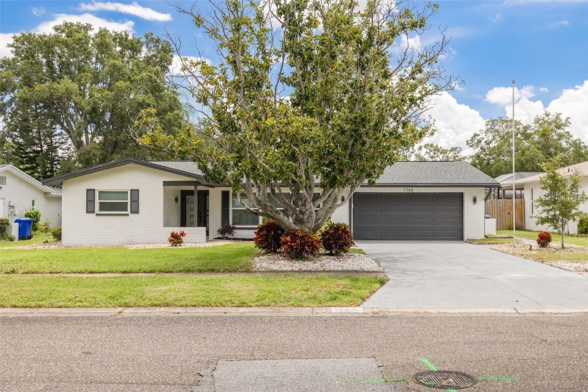 1765 Hitching Post Ln., Dunedin, FL 34698