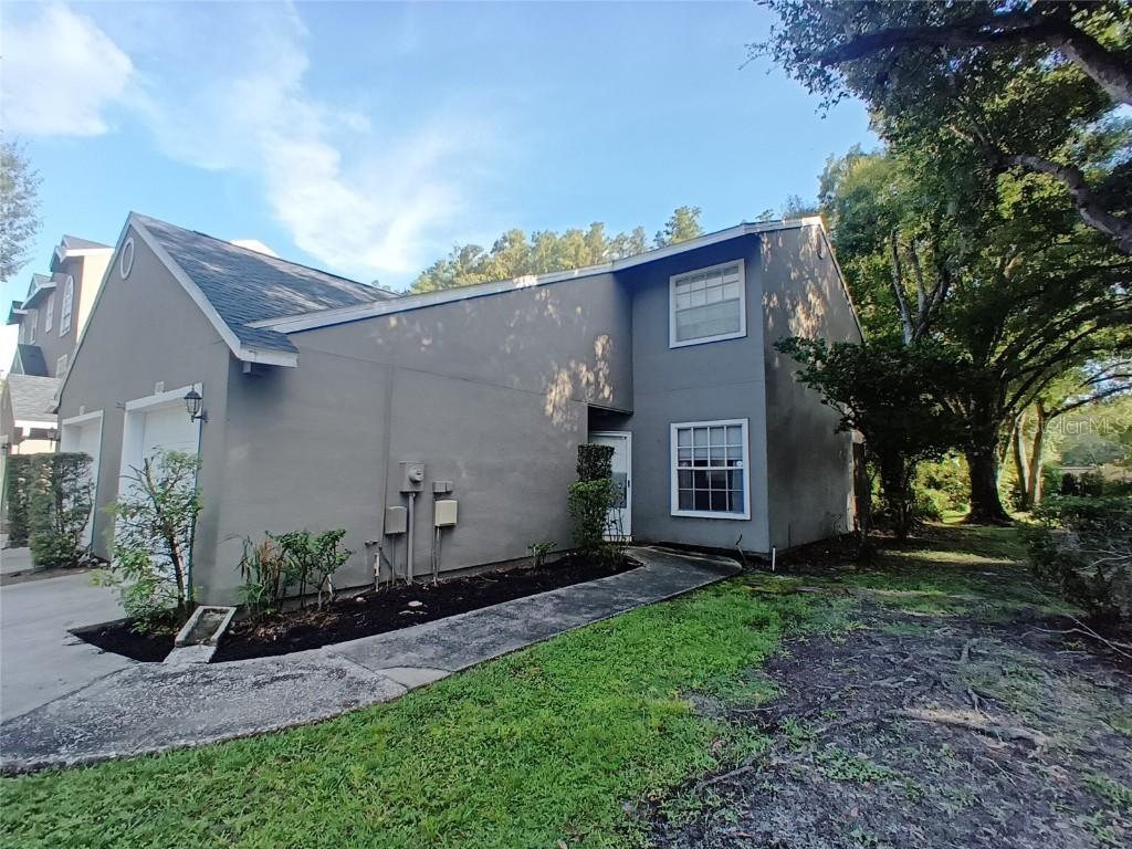 5860 Red Cedar Ln., Tampa, FL 33625