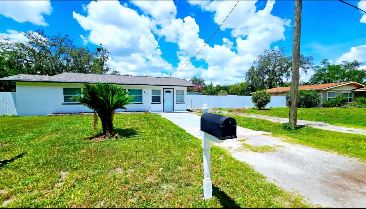4311 5th St., Zephyrhills, FL 33542