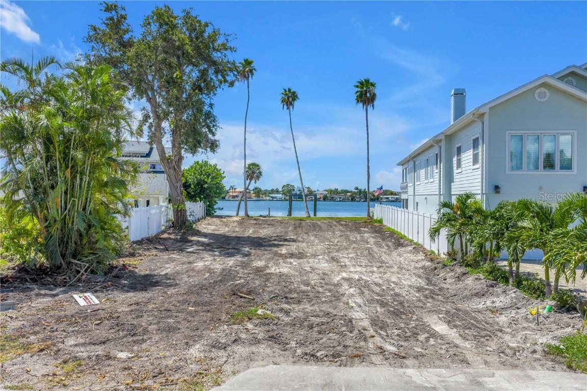 315 10th Ave., Indian Rocks Beach, FL 33785