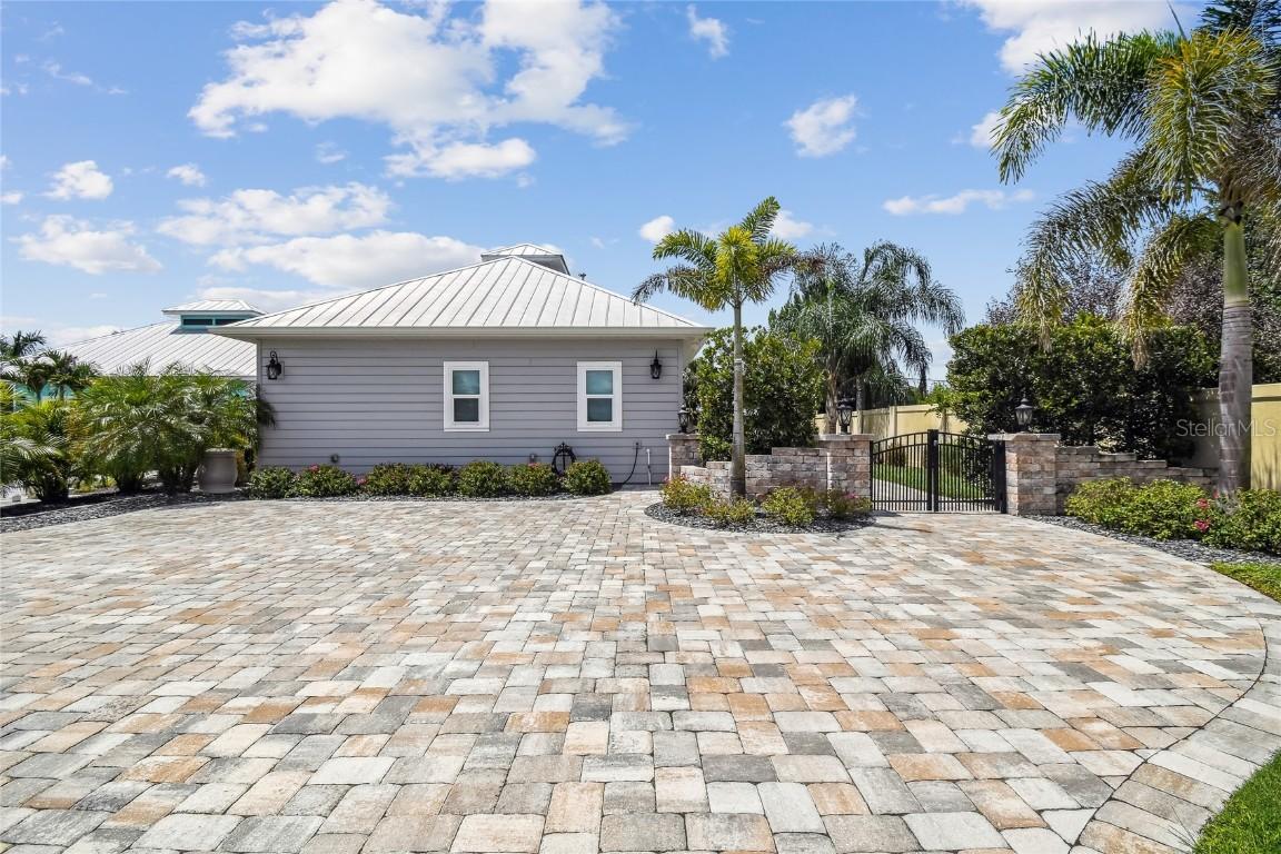 8574 SW Sand Crane Cir., Arcadia, FL 34269