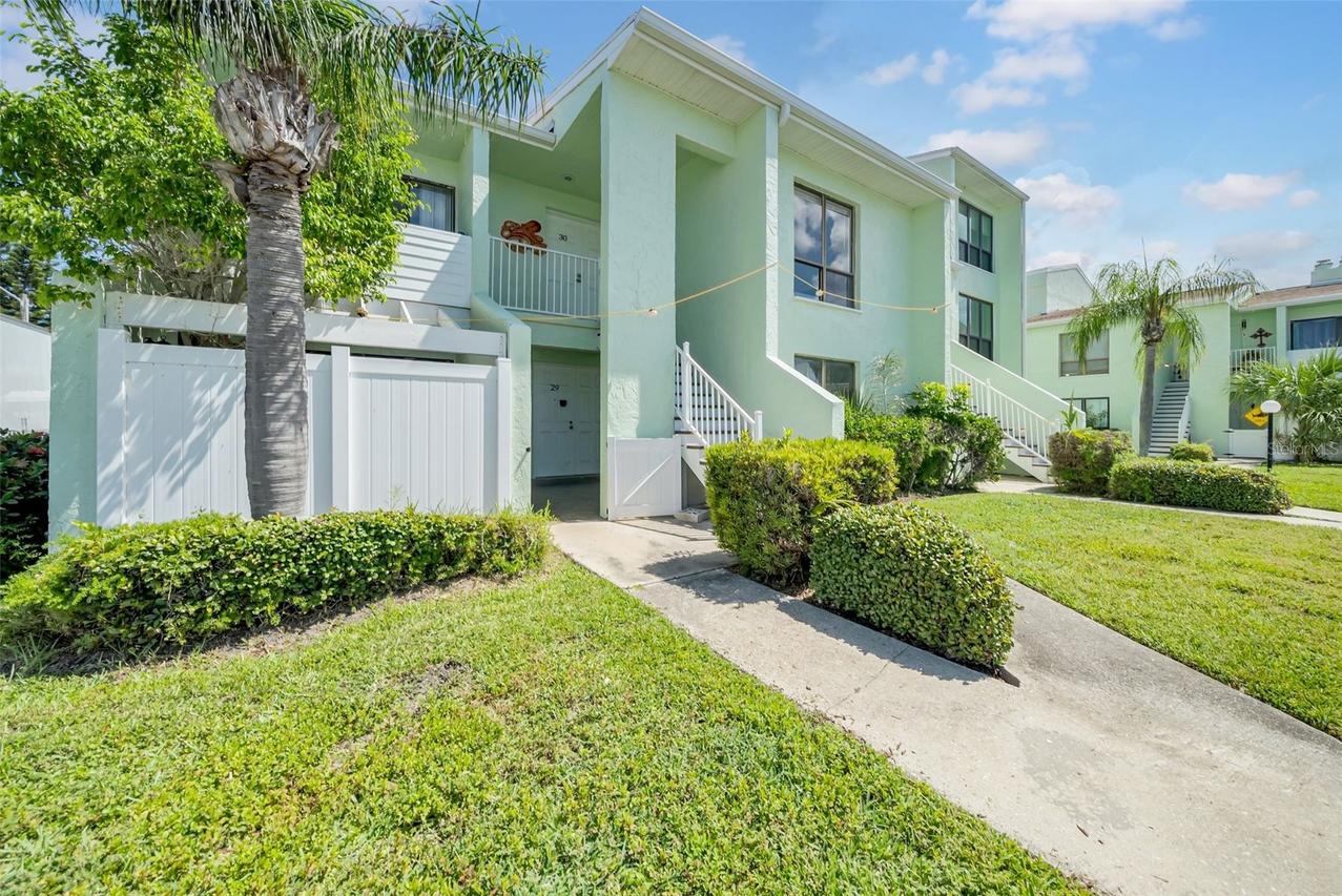 1 Windrush Blvd. #30, Indian Rocks Beach, FL 33785