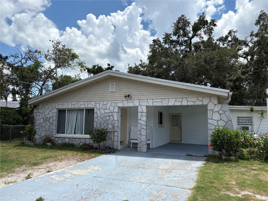 408 Brenda Dr., Brandon, FL 33510