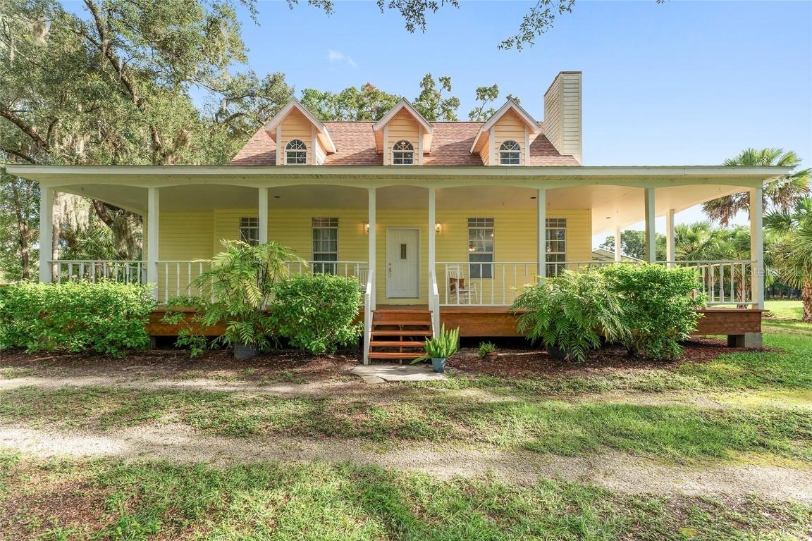 5 Captains Cove Rd., Inglis, FL 34449