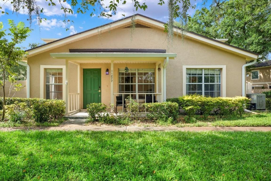 11877 Raintree Dr., Temple Terrace, FL 33617