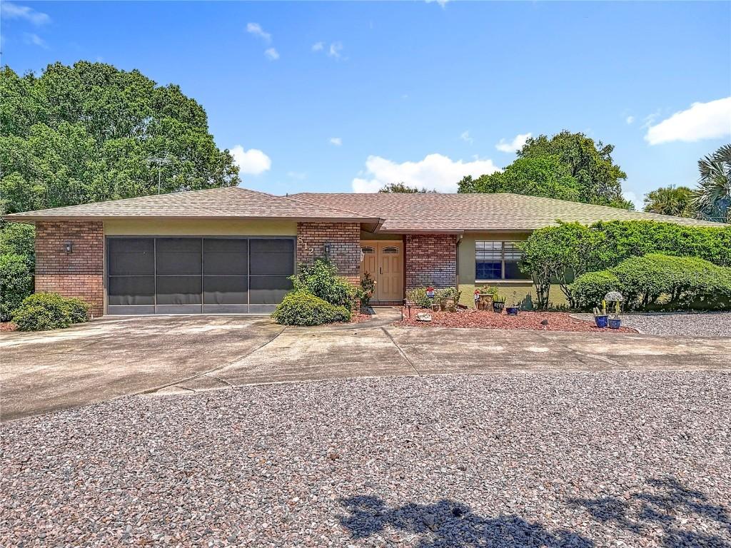 8123 River Country Dr., Weeki Wachee, FL 34607