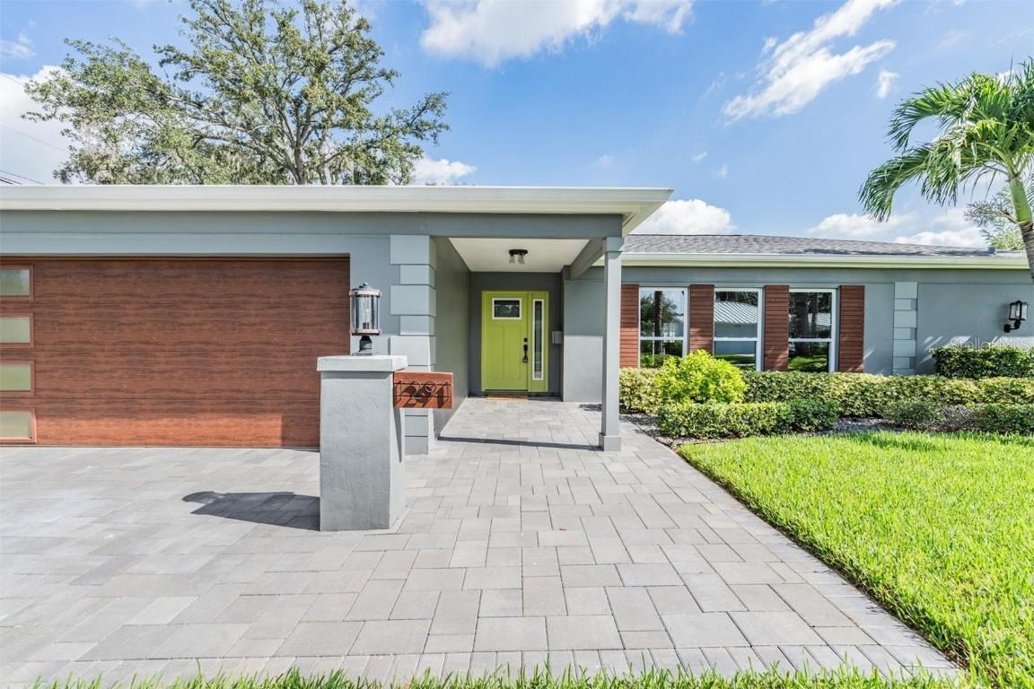 1291 87th Ave., St Petersburg, FL 33702