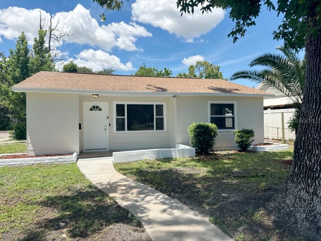 4563 S 18th Ave., St Petersburg, FL 33711