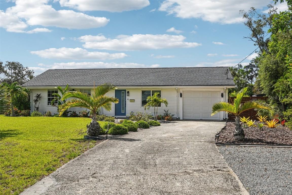 1110 Asturia Way S, St Petersburg, FL 33705