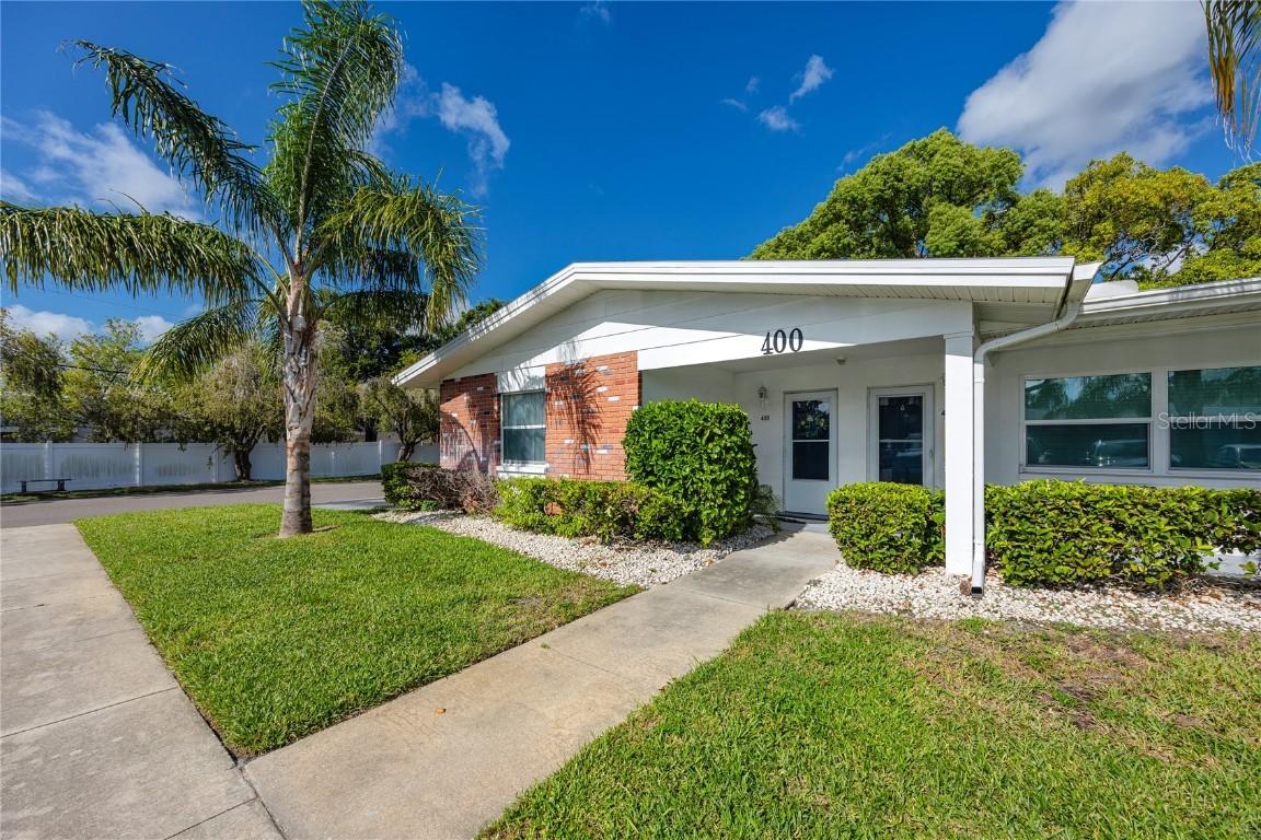 400 Brandy Wine Dr., Largo, FL 33771