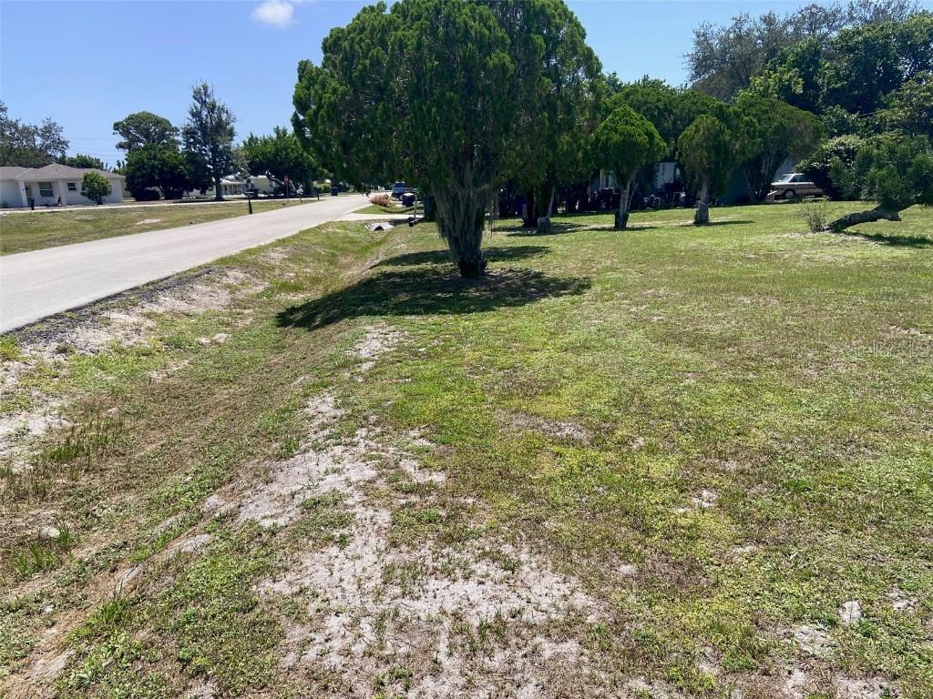 2203 Avienda Ave., Fort Pierce, FL 34946