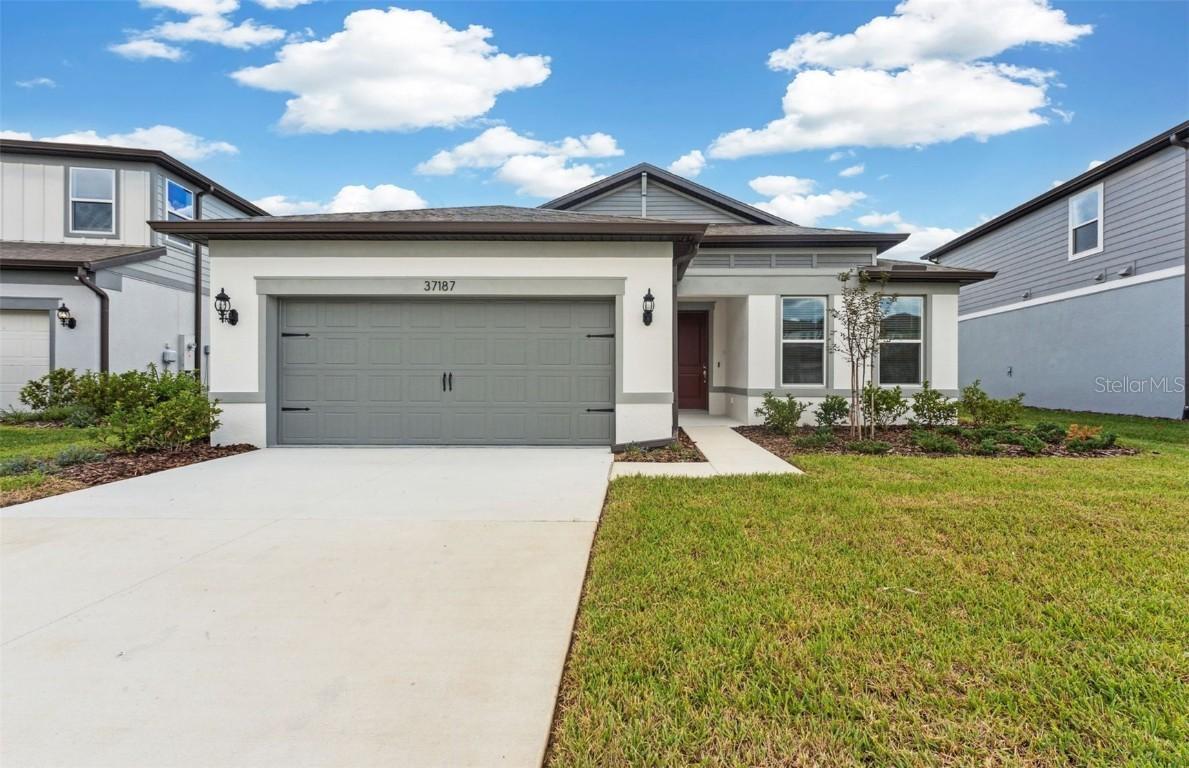 37187 Clinch Cir., Zephyrhills, FL 33540