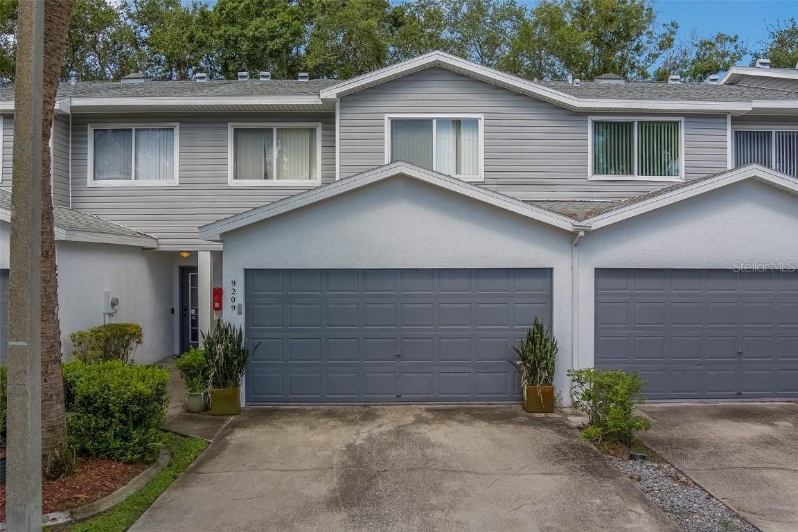 9209 Jakes Path, Largo, FL 33771
