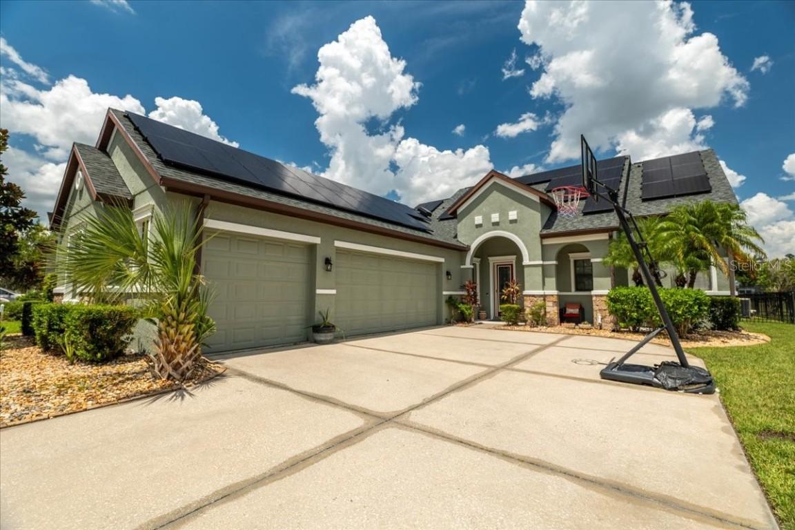 19358 Yellow Clover Dr Dr., Tampa, FL 33647