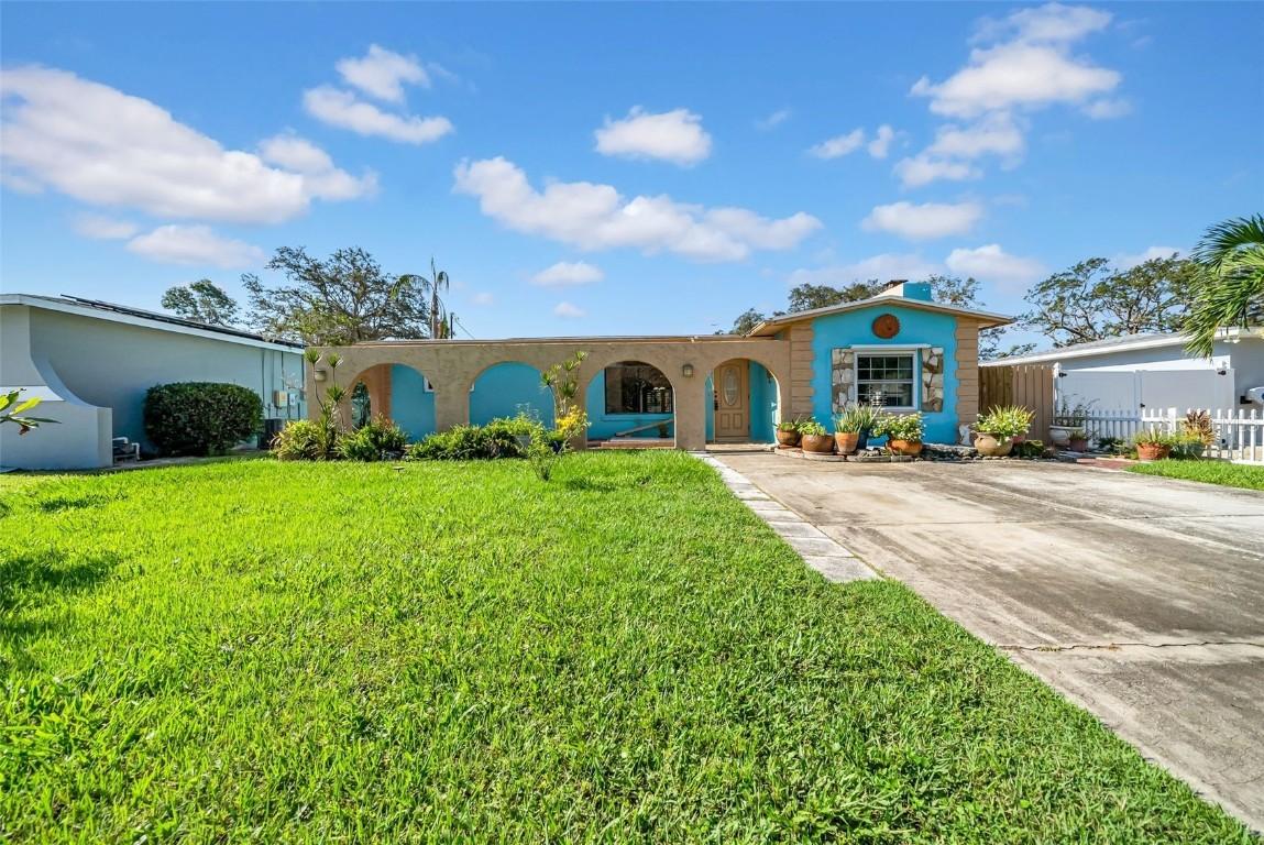 4626 29th Ave., St Petersburg, FL 33713