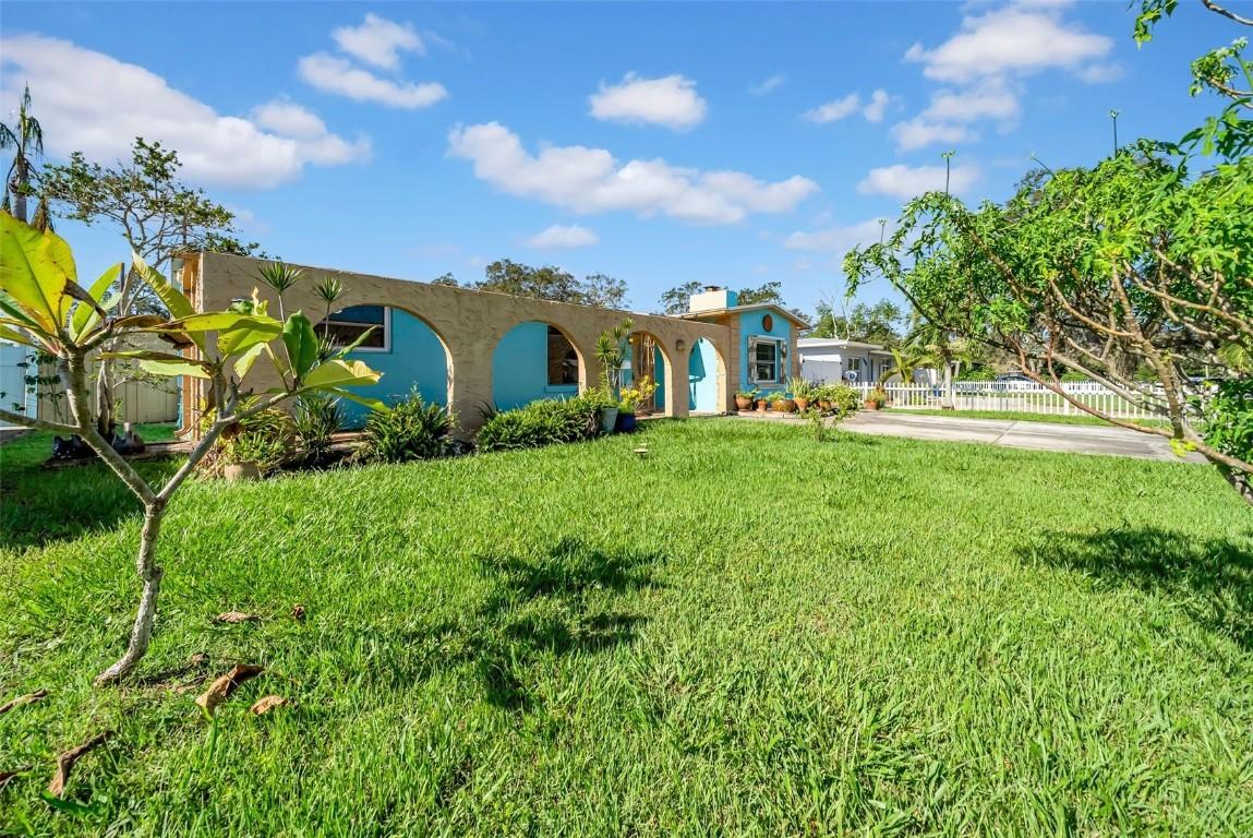 4626 29th Ave., St Petersburg, FL 33713