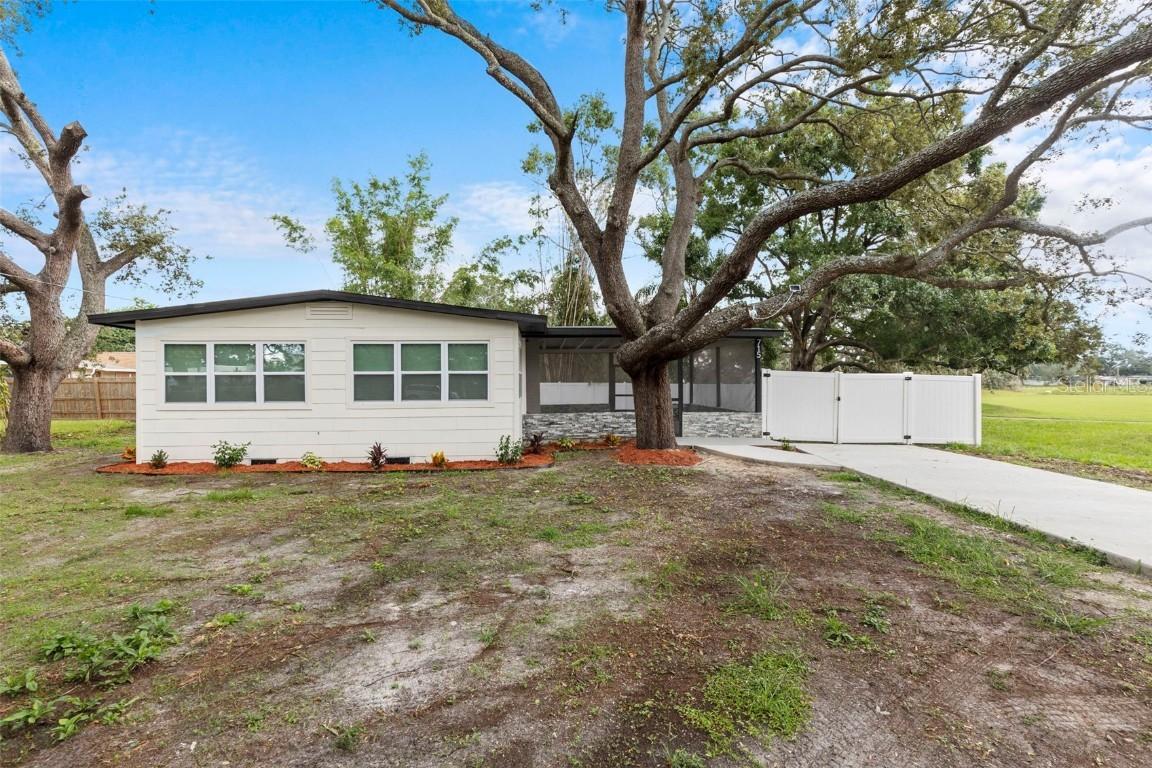 715 W Bougainvillea Ave., Tampa, FL 33612