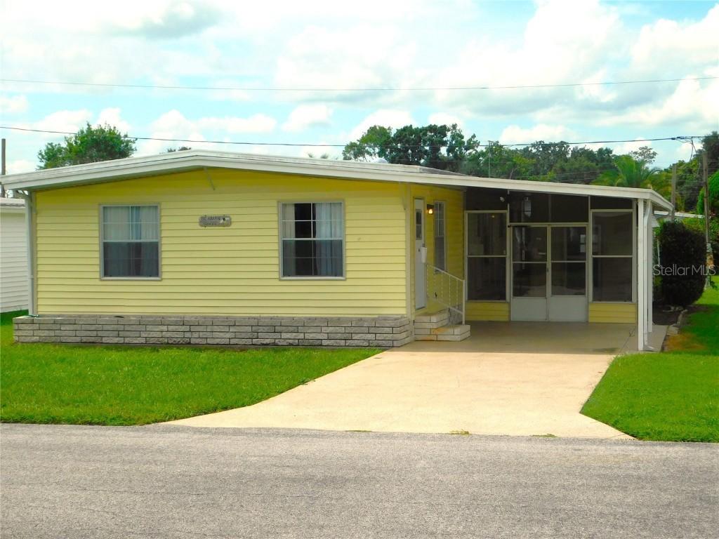 36934 Beth Ave., Zephyrhills, FL 33542