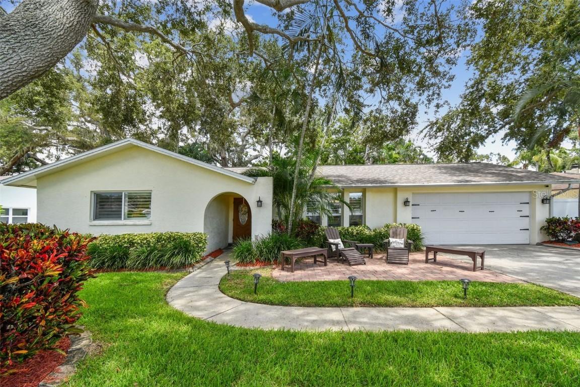 12801 Kimberly Oaks Cir., Largo, FL 33774