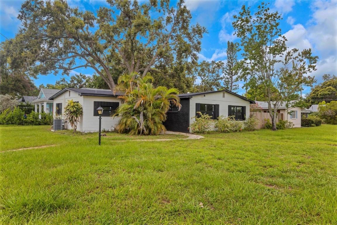 5202 23rd Ave., Gulfport, FL 33707