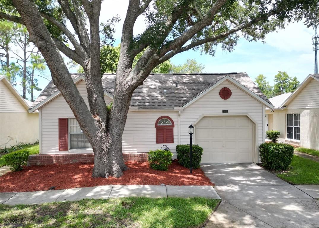 4907 Cathedral Ct., New Port Richey, FL 34655