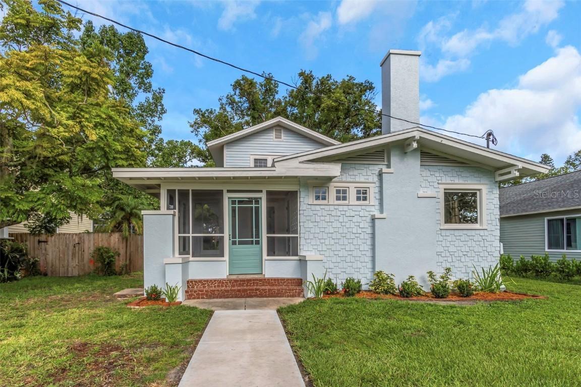 406 Jefferson Ave., Oldsmar, FL 34677