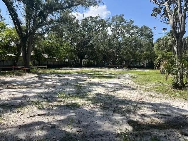 815 S Lime Ave., Sarasota, FL 34237