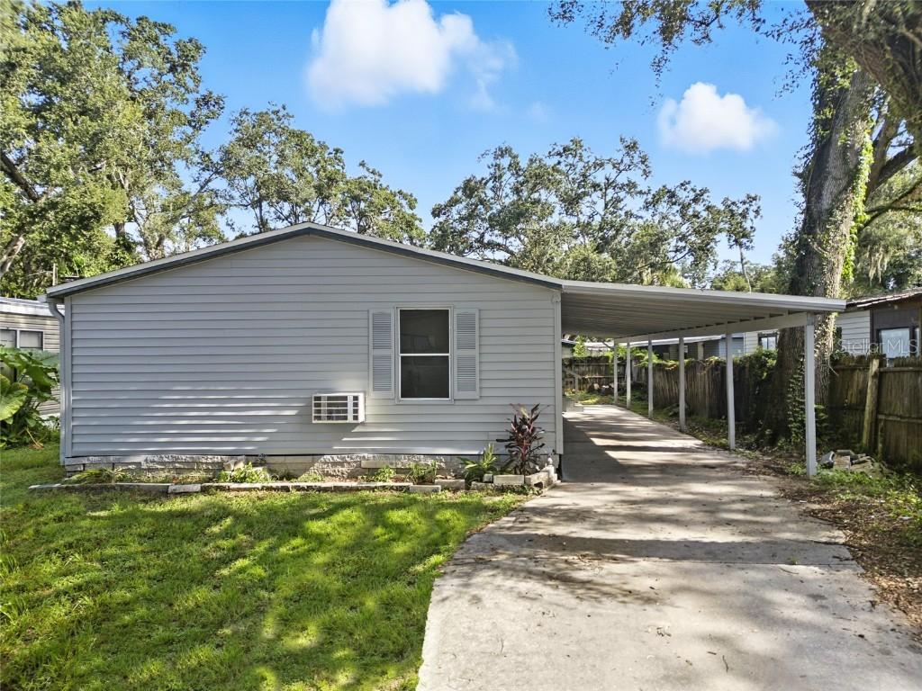 10625 Bay Hills Cir., Thonotosassa, FL 33592
