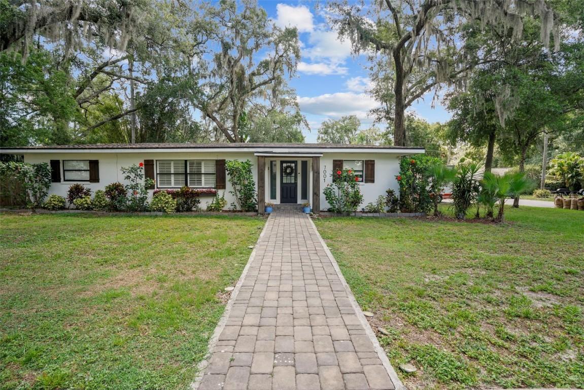 7001 N 15th St., Tampa, FL 33610