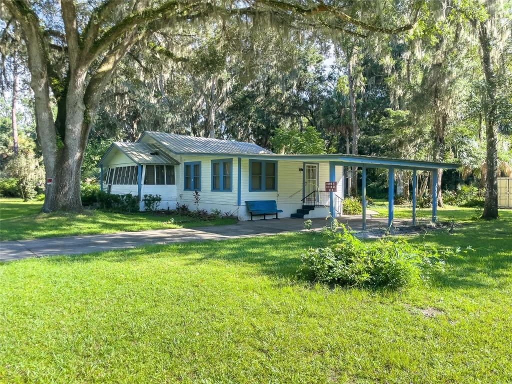 115 Troupe Rd., San Mateo, FL 32187