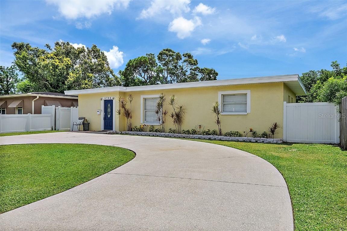 6366 38th Ave., St Petersburg, FL 33710