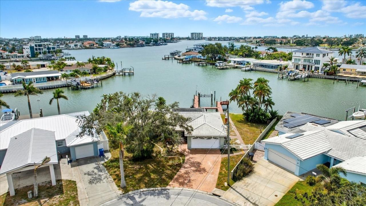 7998 1st Ave., St Petersburg, FL 33707