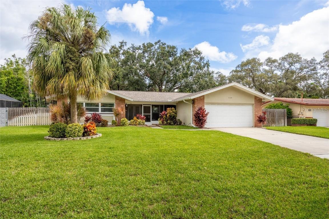 1310 Fairway Dr., Dunedin, FL 34698