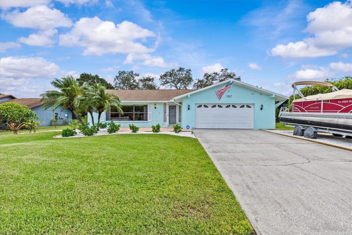 1507 Poinsettia Ave., Tarpon Springs, FL 34689