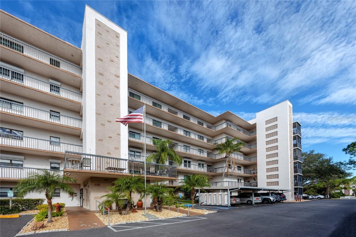 8186 Terrace Garden Dr. #101, St Petersburg, FL 33709