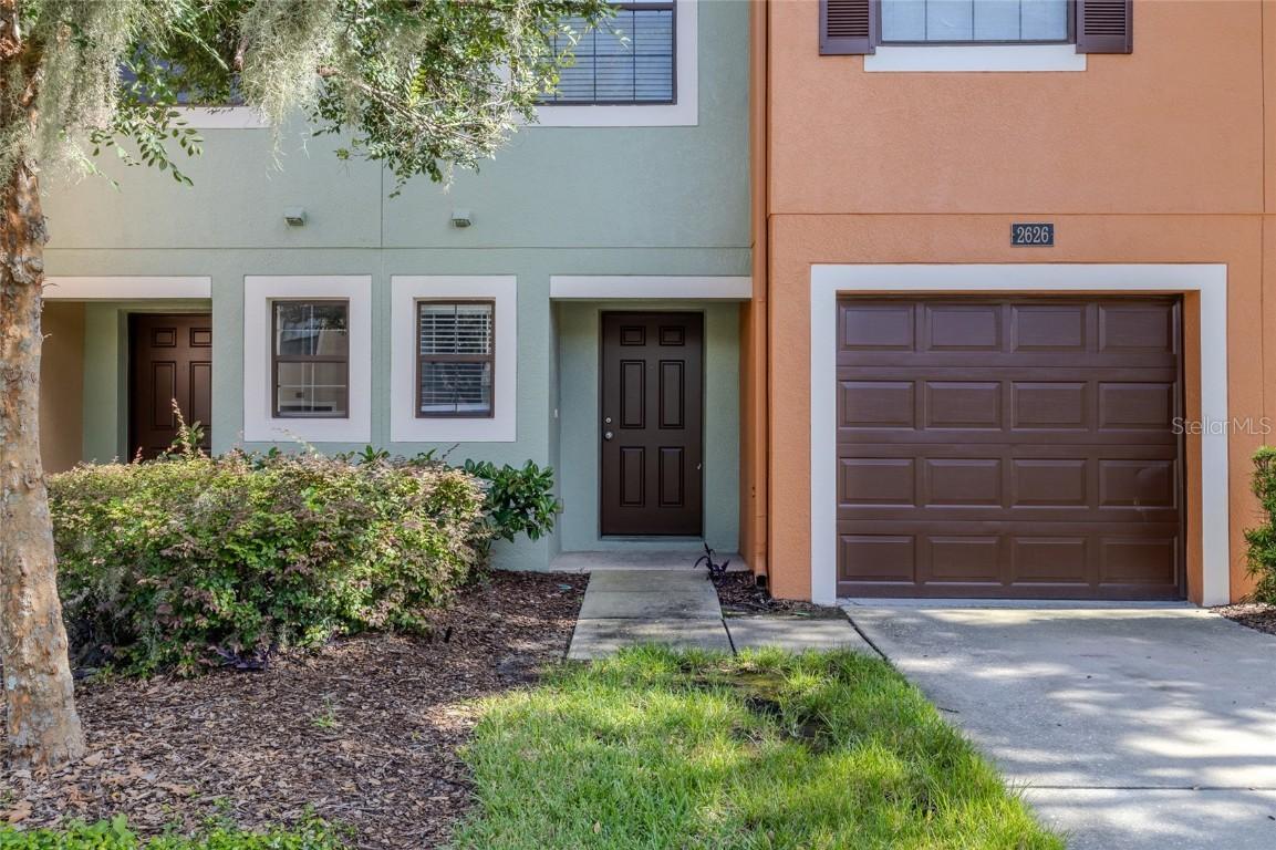 2626 Edgewater Falls Dr., Brandon, FL 33511