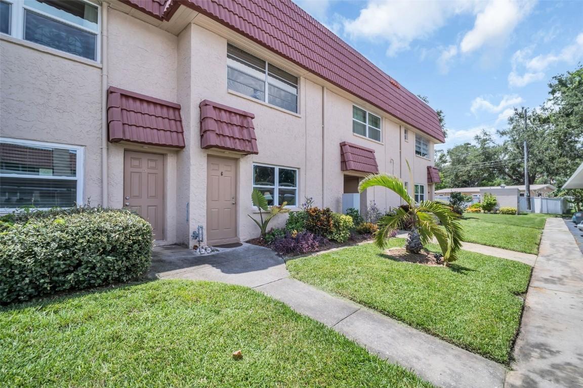 10036 63rd Ave. #6, St Petersburg, FL 33708