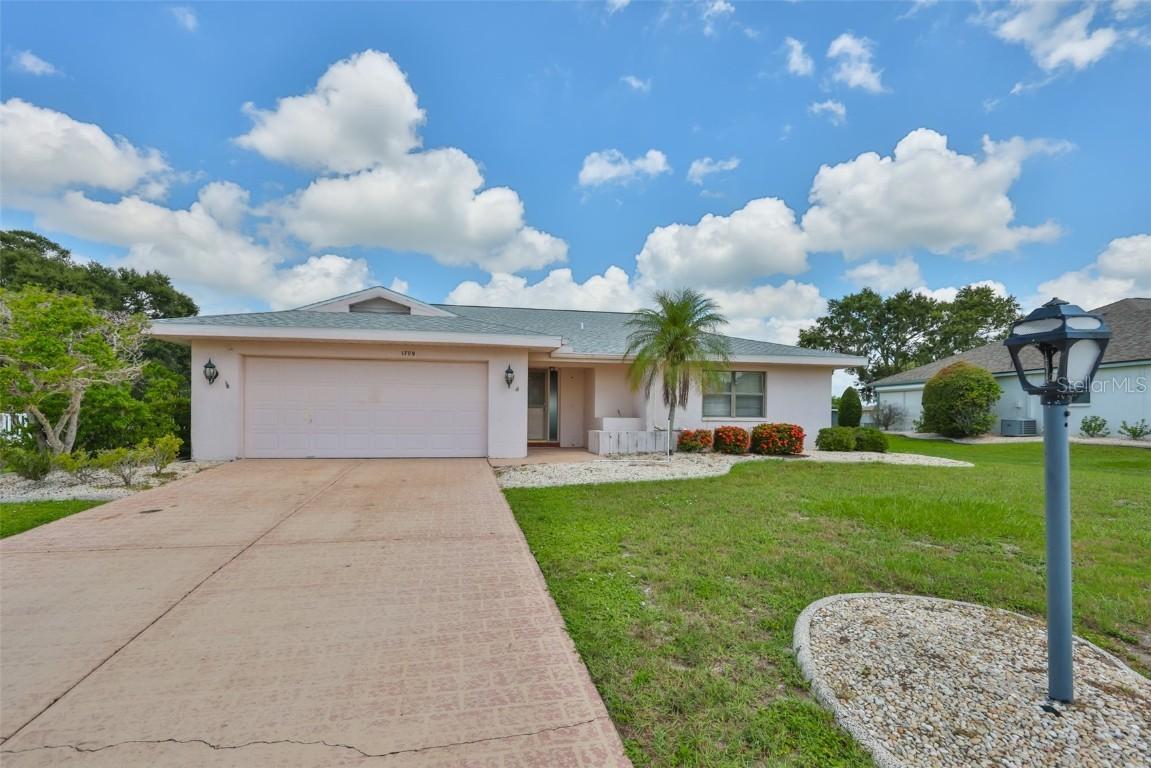 1709 S Pebble Beach Blvd., Sun City Center, FL 33573