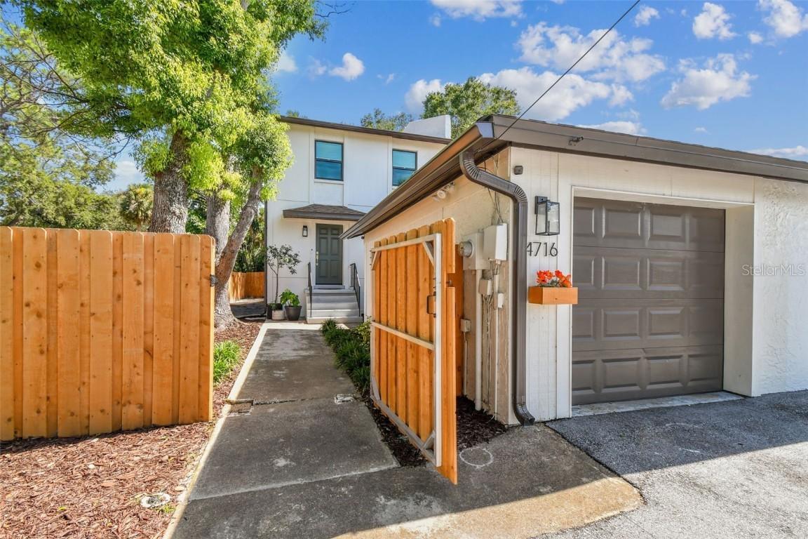 4716 W Cherokee Rd., Tampa, FL 33629