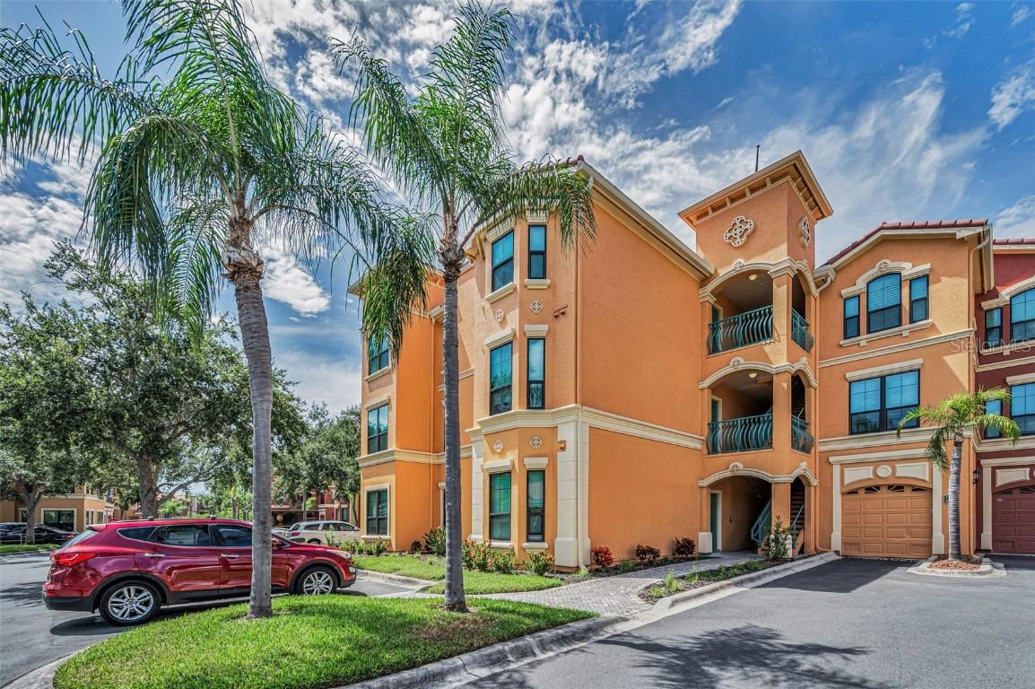 2738 Via Tivoli #220A, Clearwater, FL 33764