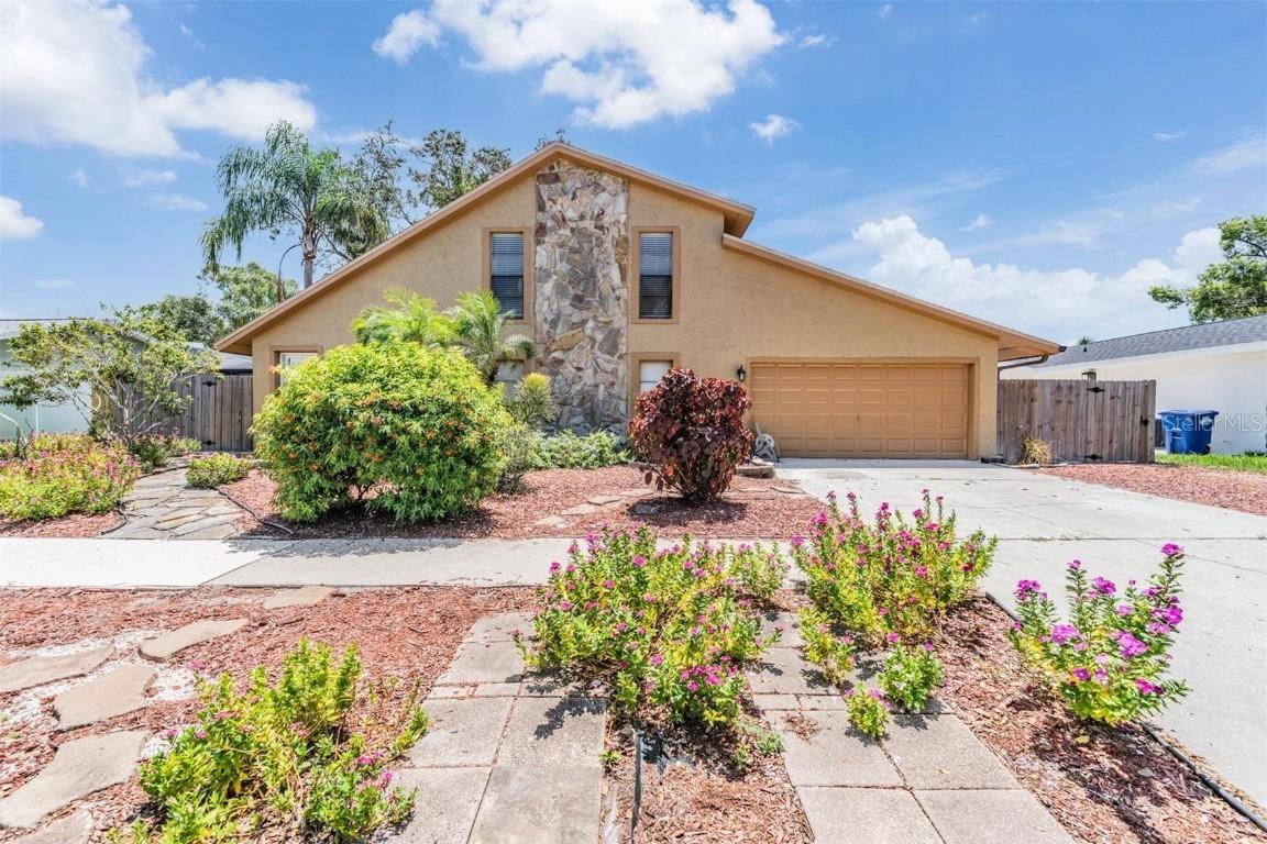 1400 Wexford Dr., Palm Harbor, FL 34683