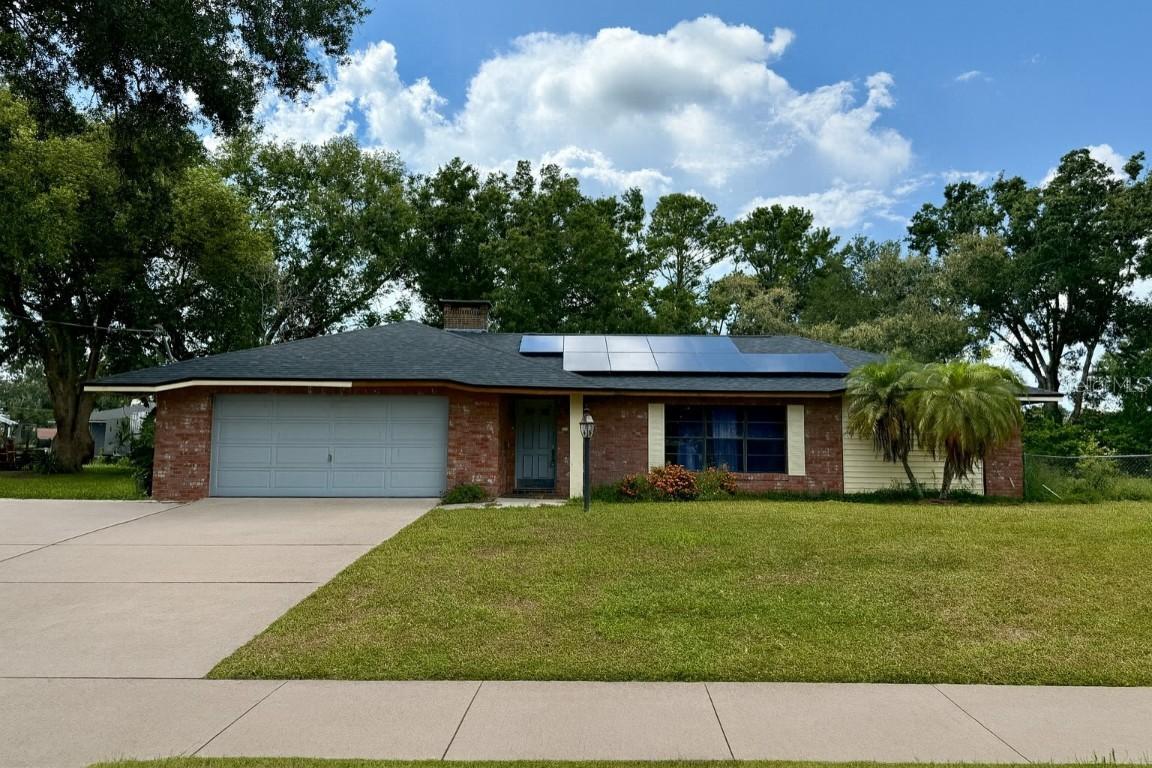 115 Hallum Dr., Auburndale, FL 33823