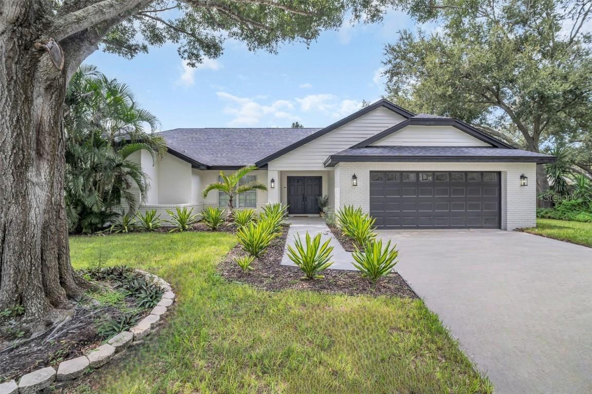 2830 Resnik Cir., Palm Harbor, FL 34683