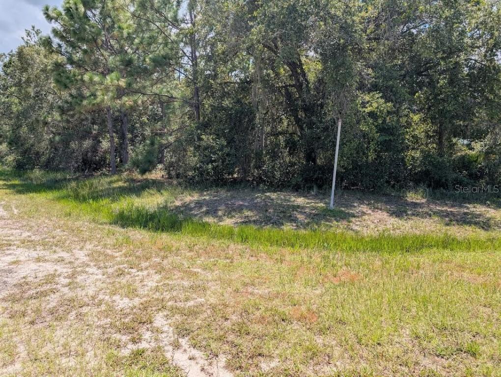 701 Indian Lake Dr., Indian Lake Estates, FL 33855