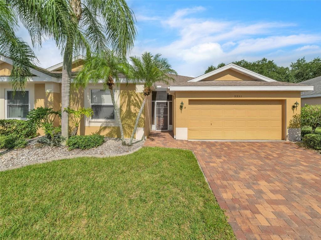 2237 Mayfield Palms Ln., Sun City Center, FL 33573