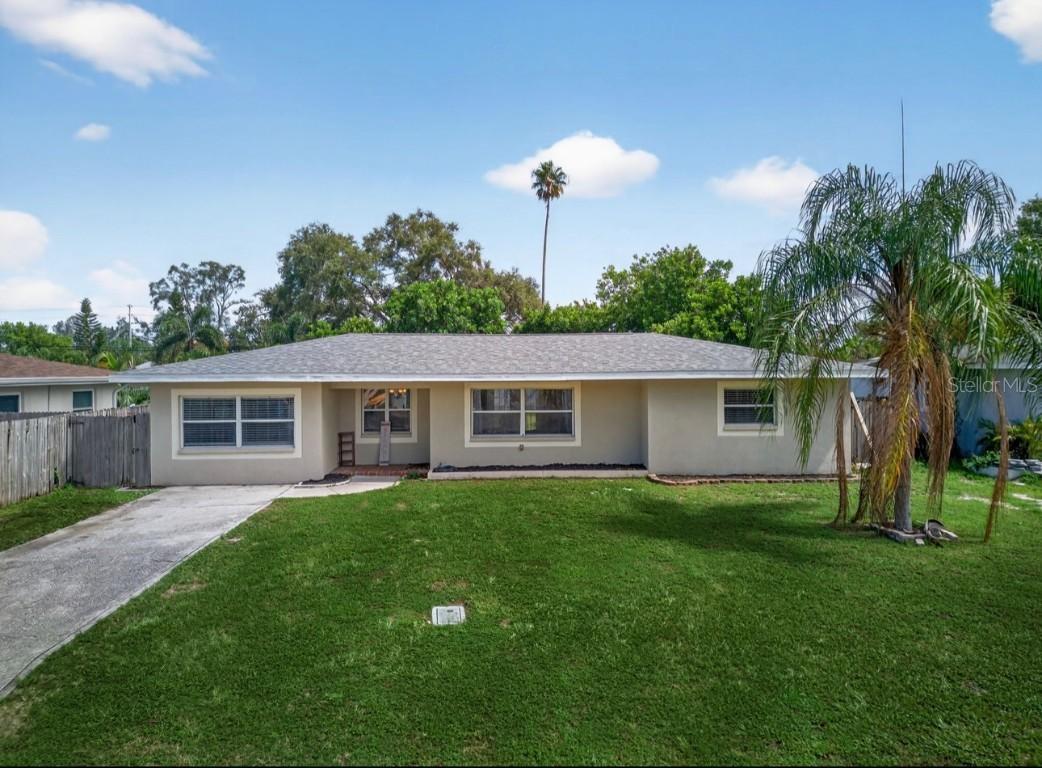 10851 62nd Ave., Seminole, FL 33772