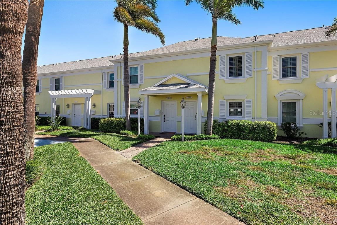 4974 Coquina Key Dr., St Petersburg, FL 33705